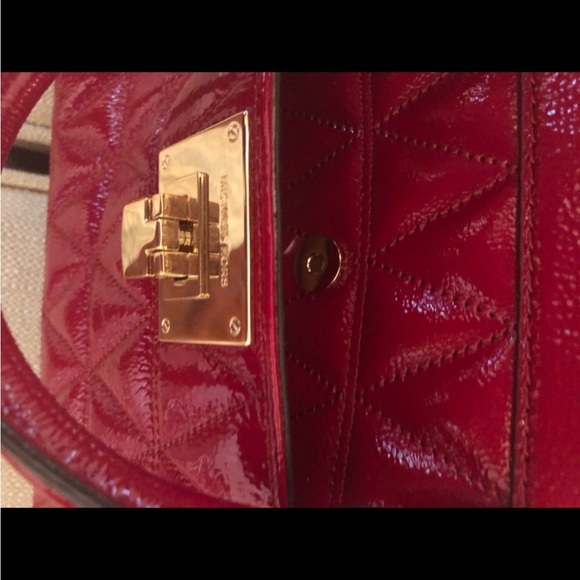 Beautiful New Michael Kors Red Patent Leather Vivianne Bag - Picture 6 of 13